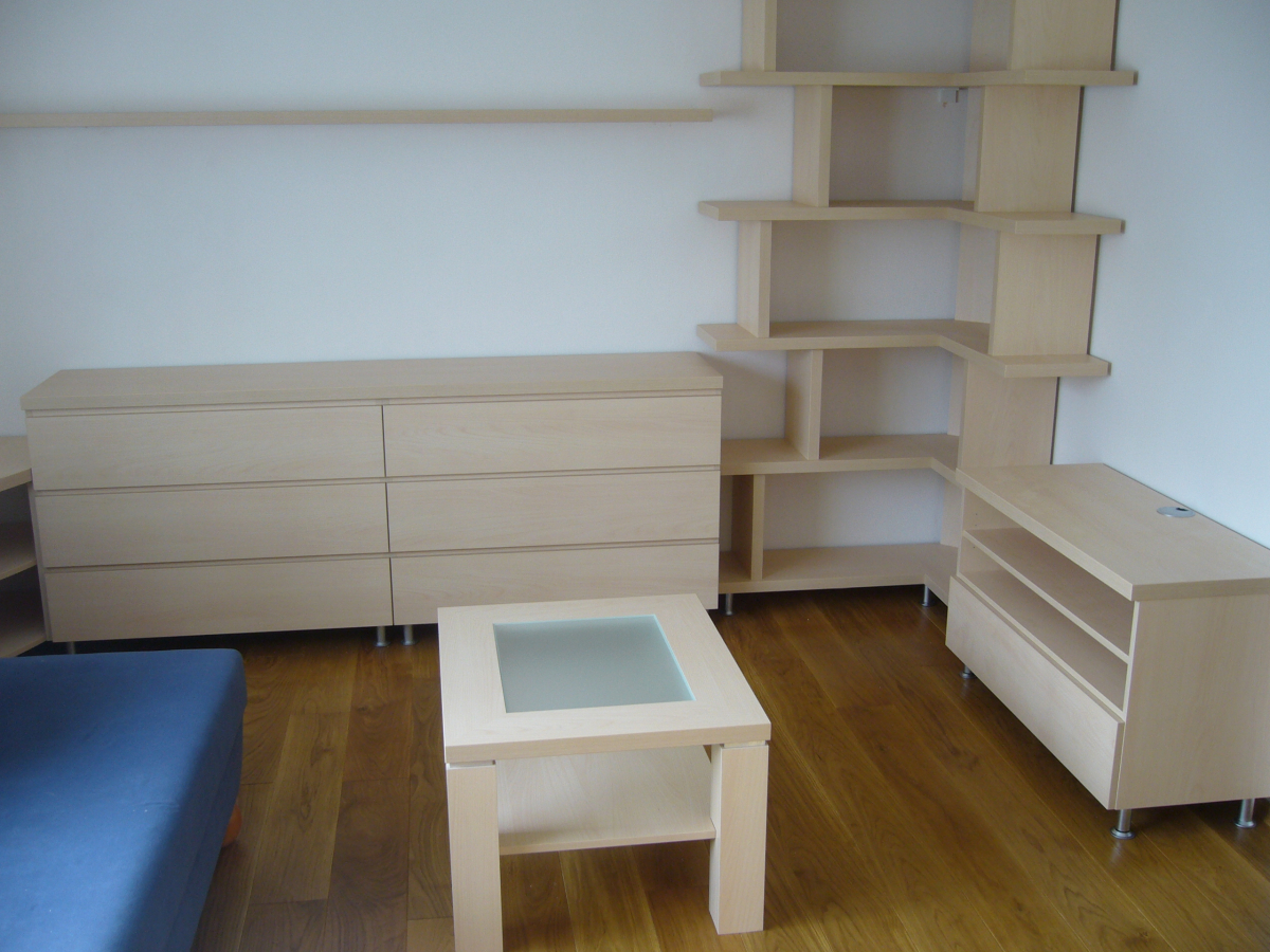 Mix našich dalších referenci - Zakázkové truhlářství z masivu a lamina Kvěch